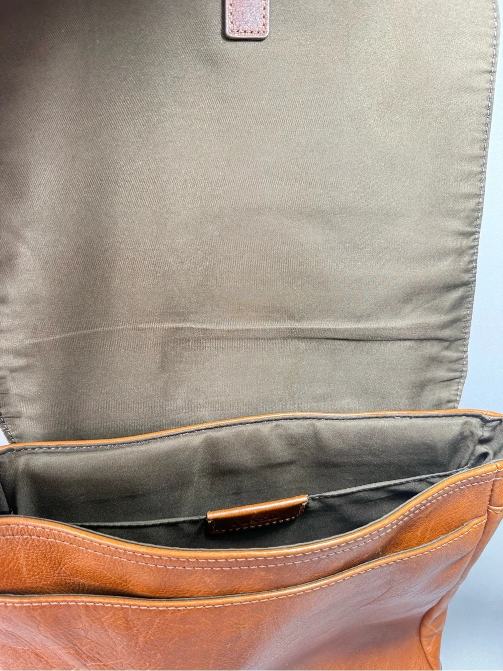 Fossil Buckner North/South City Cognac Brown Leather Messenger Bag